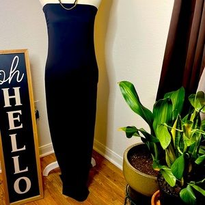 Heart Hips Black Maxi Dress  Size M